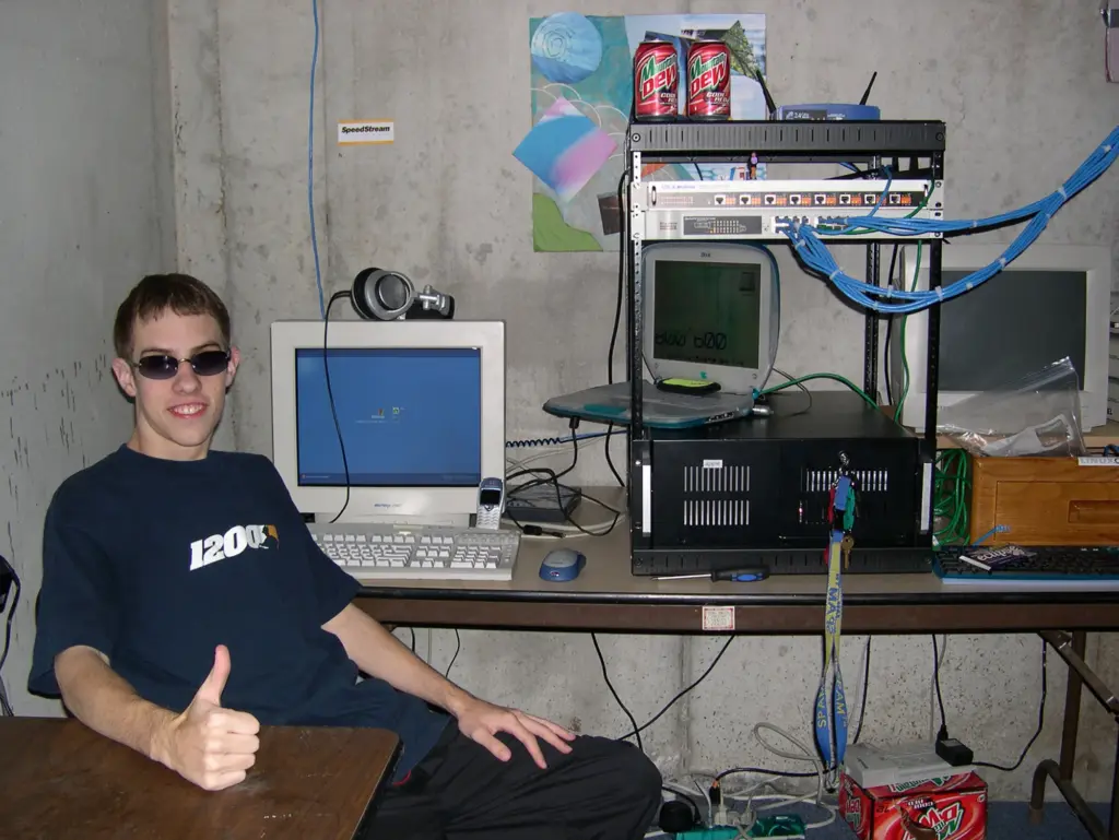A nostalgic look back at when the Internet still felt joyful
